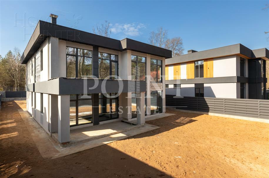 2-этажный коттедж 350 м² без отделки