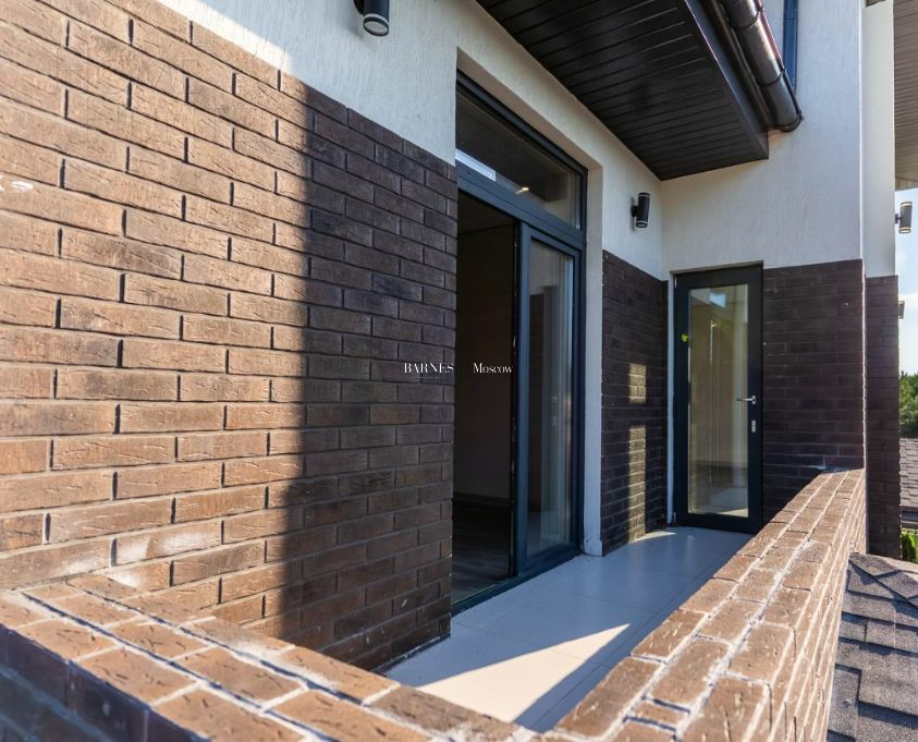 2-этажный коттедж 540.5 м² с отделкой