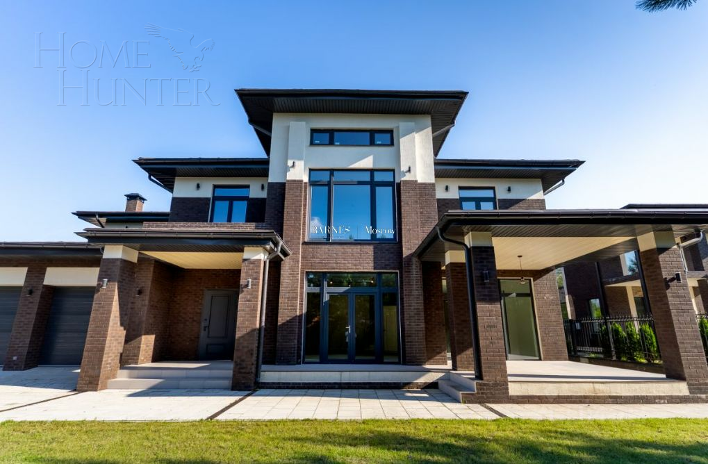 2-этажный коттедж 540.5 м² с отделкой