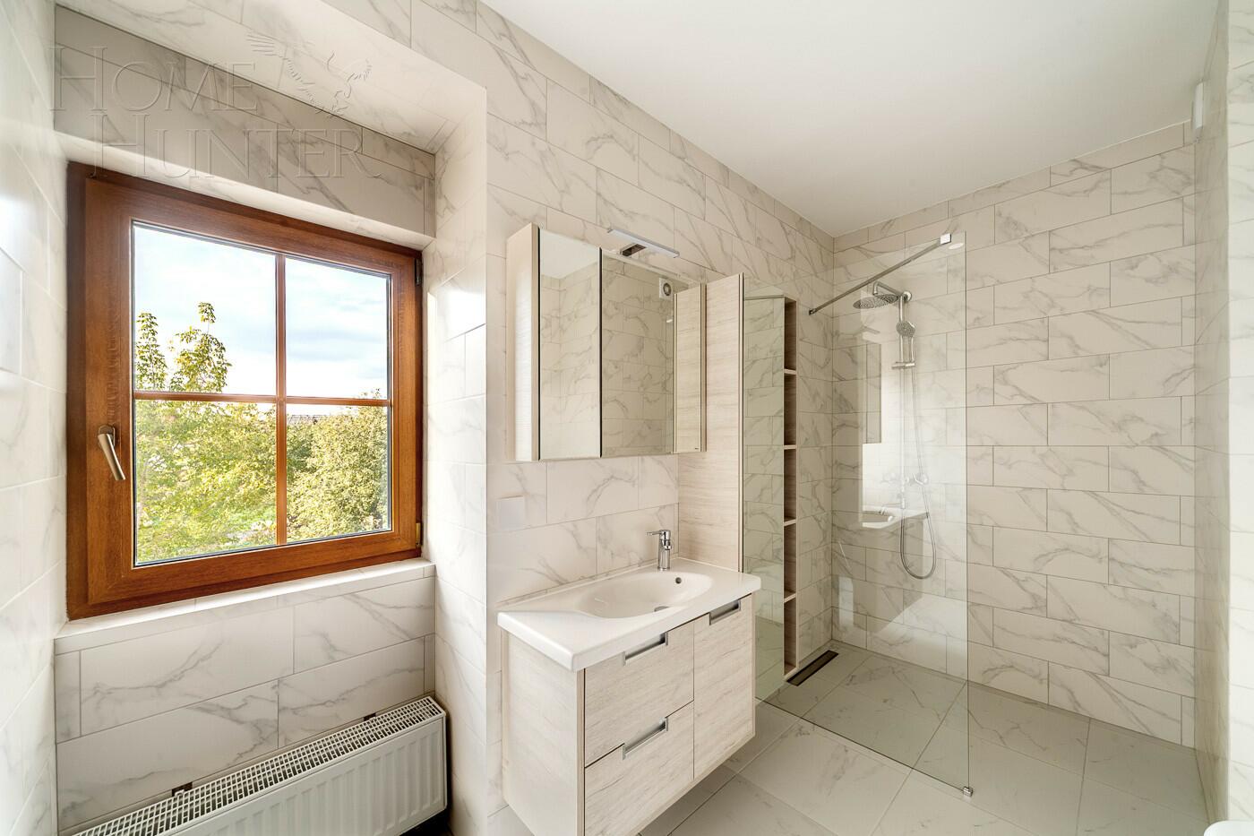 2-этажный коттедж 370 м² с отделкой