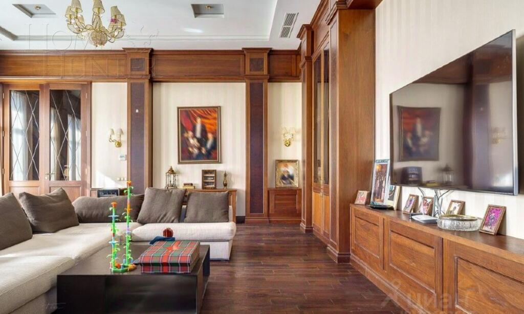 2-этажный коттедж 550 м² с отделкой