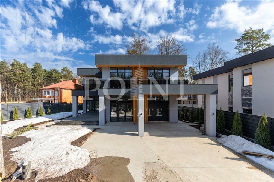 2-этажный коттедж 450 м² без отделки