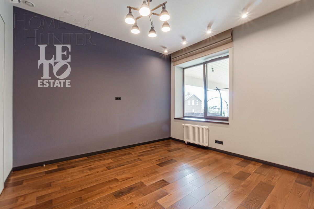 1-этажный коттедж 239.3 м² с отделкой