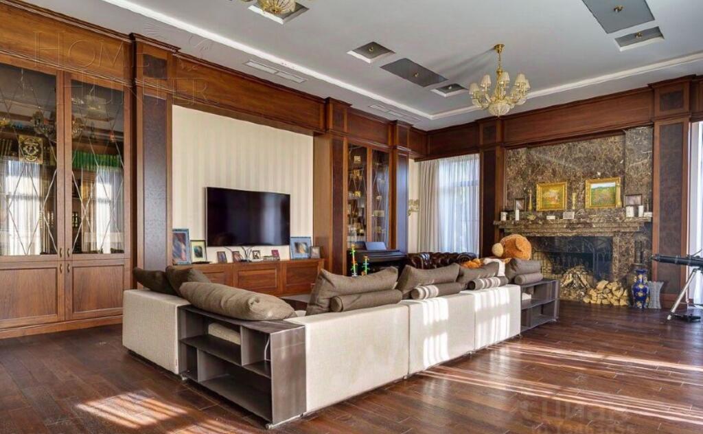 2-этажный коттедж 550 м² с отделкой