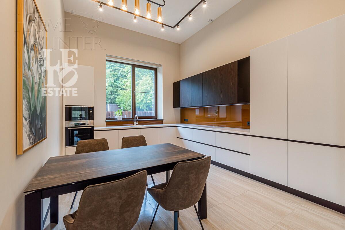 1-этажный коттедж 239.3 м² с отделкой