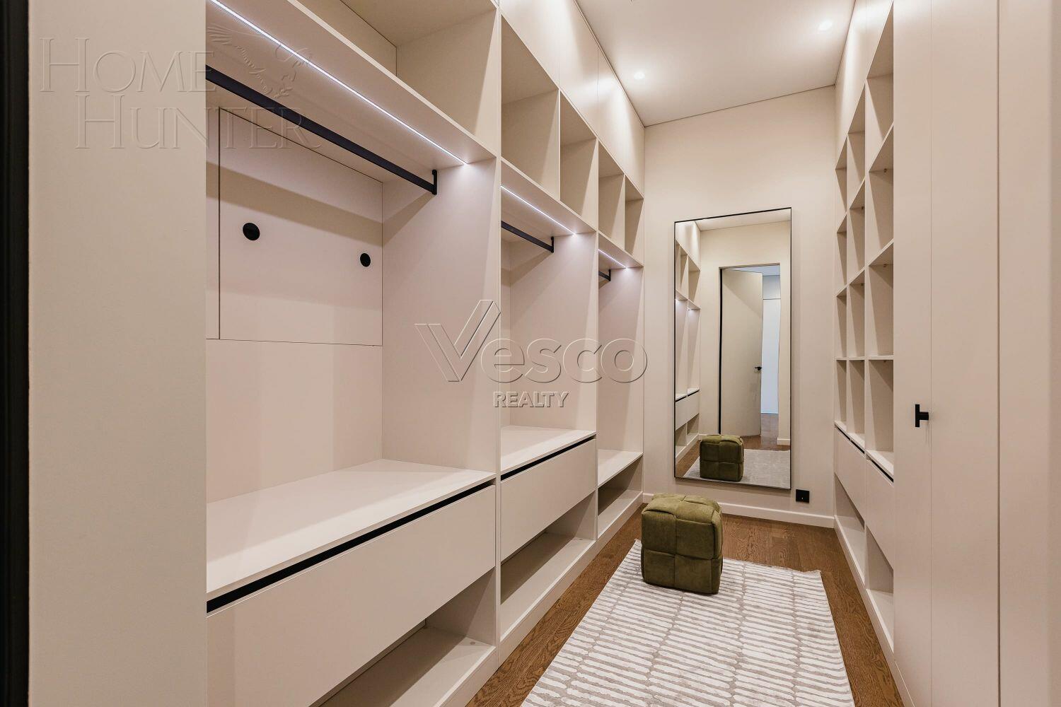 2-этажный коттедж 324 м² с отделкой