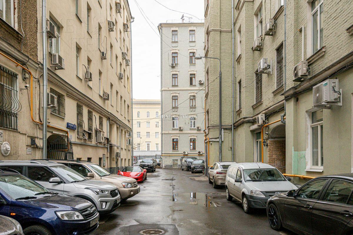 3-КОМН. КВАРТИРА С ОТДЕЛКОЙ 136.5 М² НА 3 ЭТАЖЕ
