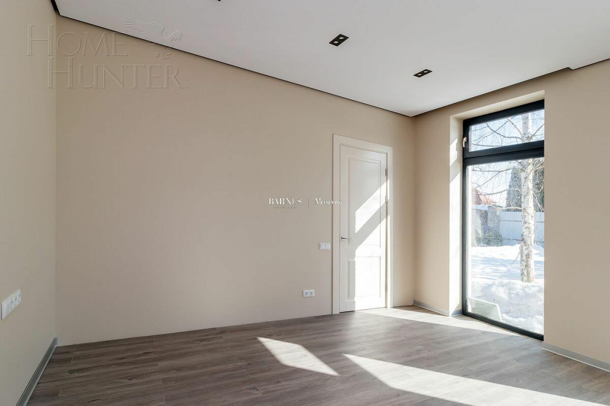 2-этажный коттедж 540.5 м² с отделкой