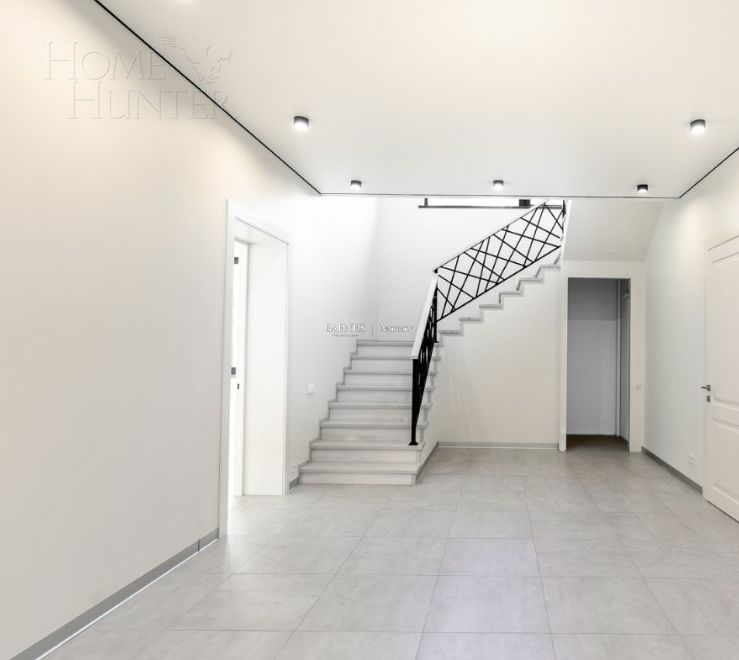 2-этажный коттедж 481.1 м² с отделкой