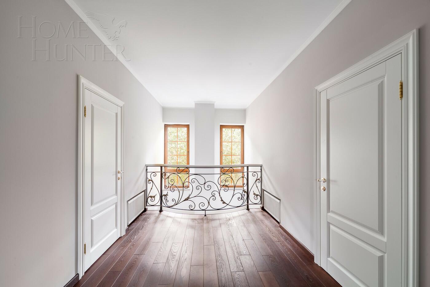 2-этажный коттедж 370 м² с отделкой