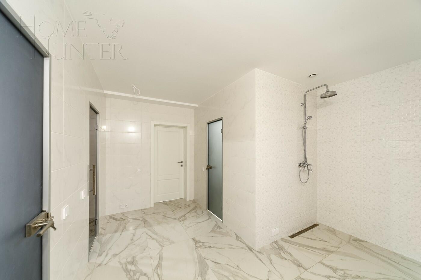 2-этажный коттедж 370 м² с отделкой