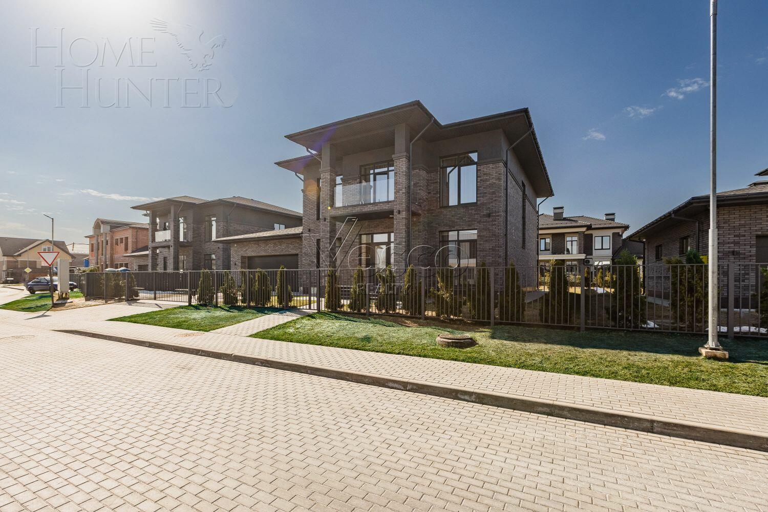 2-этажный коттедж 324 м² с отделкой