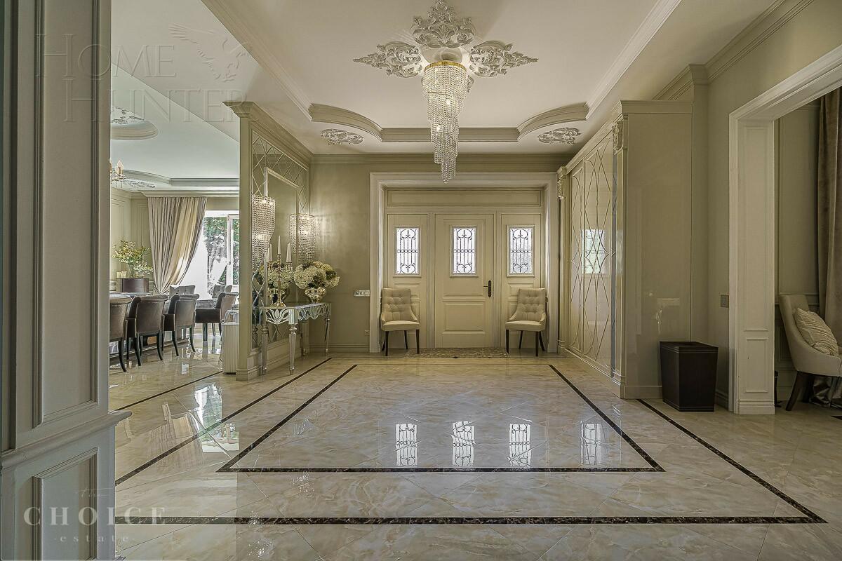 2-этажный коттедж 840 м² с отделкой