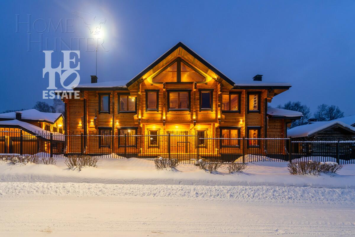 3-этажный коттедж 1 106 м² без отделки