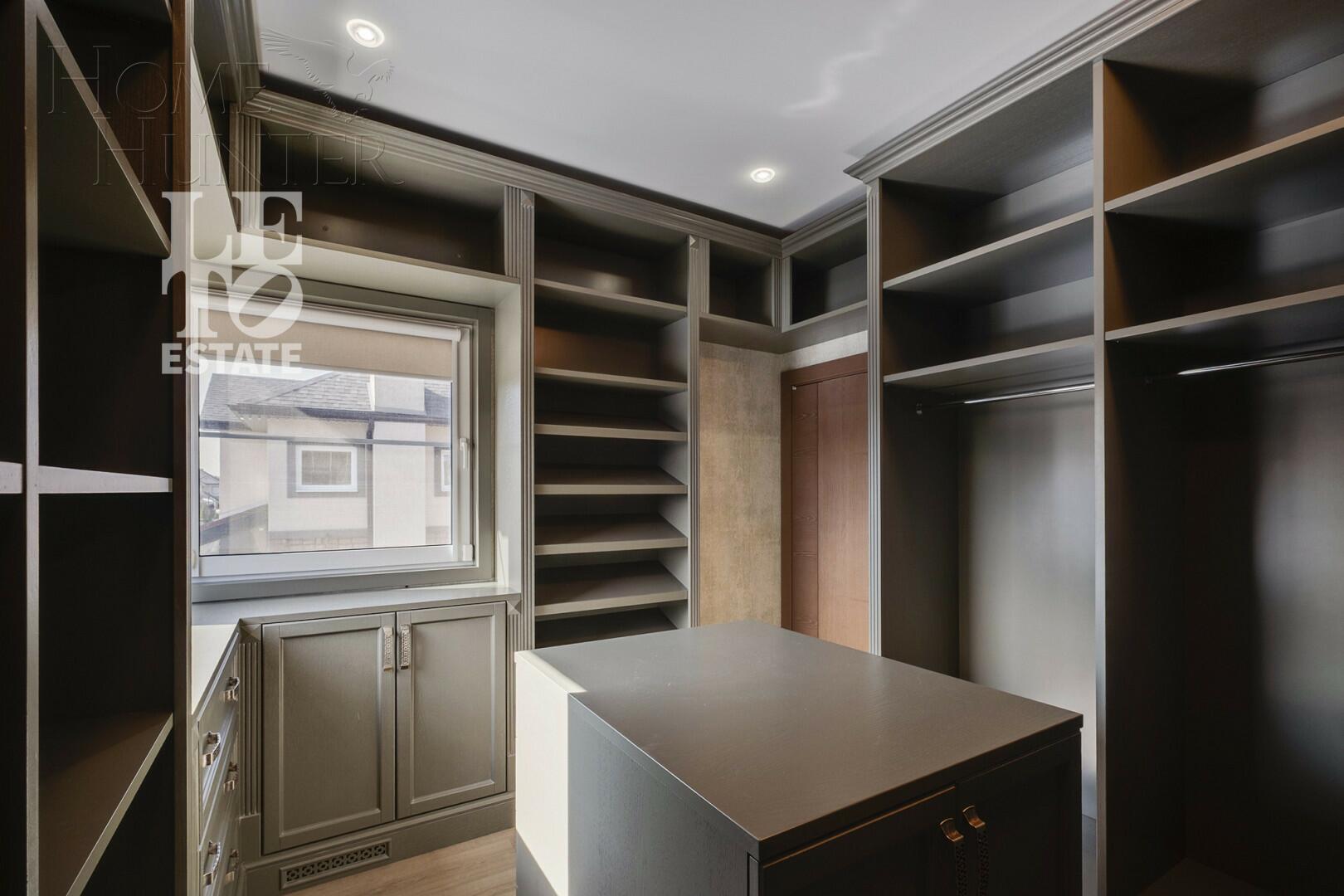 2-этажный коттедж 410 м² с отделкой