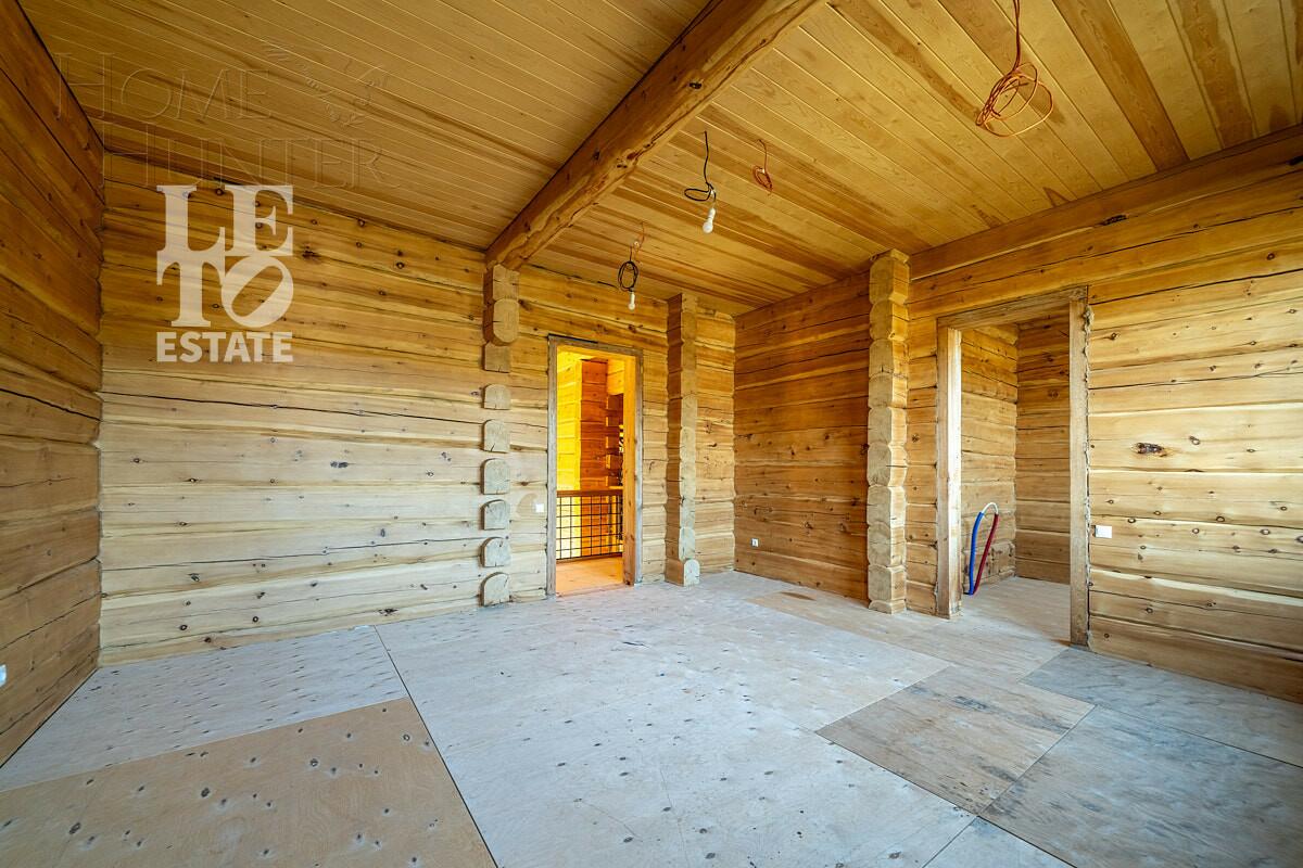 3-этажный коттедж 1 106 м² без отделки