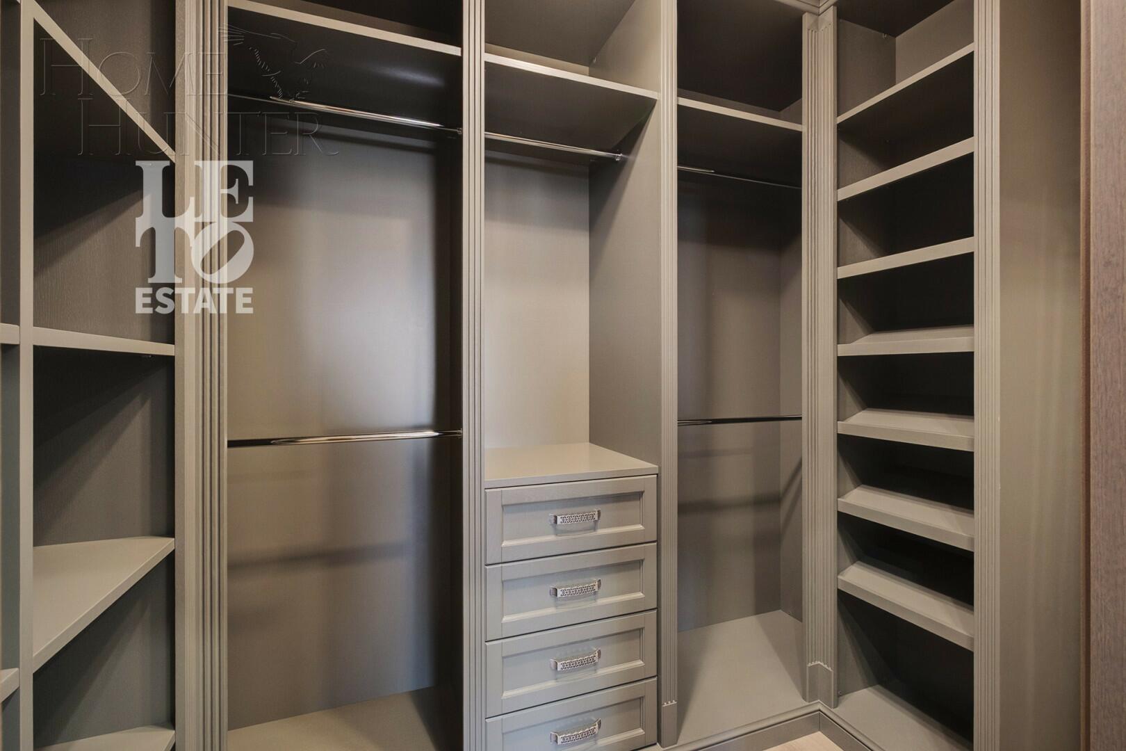 2-этажный коттедж 410 м² с отделкой