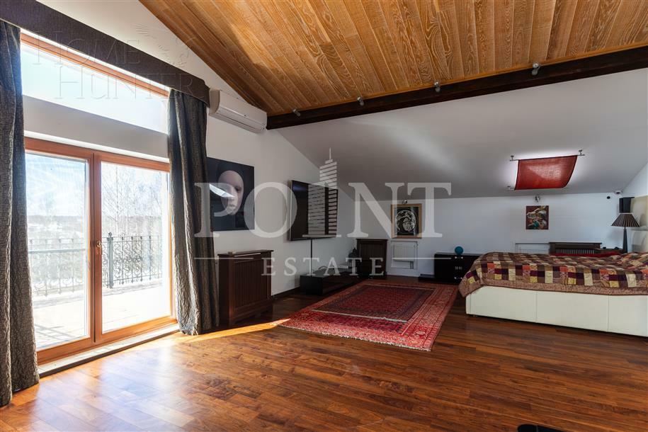 3-этажный коттедж 2 300 м² с отделкой