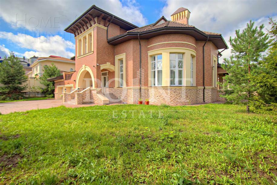2-этажный коттедж 500 м² с отделкой