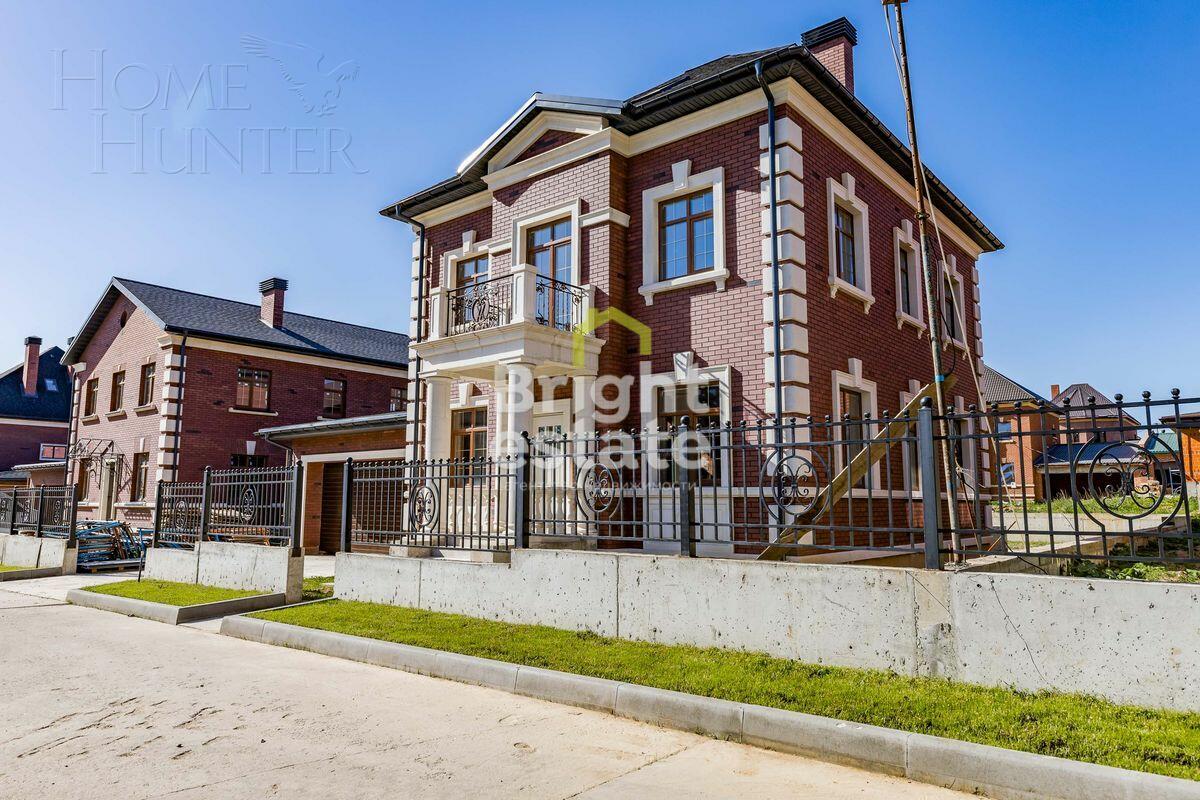 2-этажный коттедж 350 м² без отделки