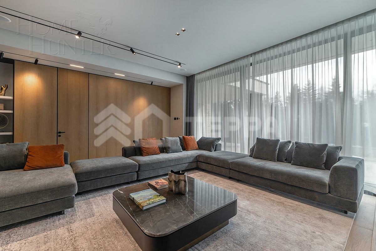 2-этажный коттедж 743 м² без отделки