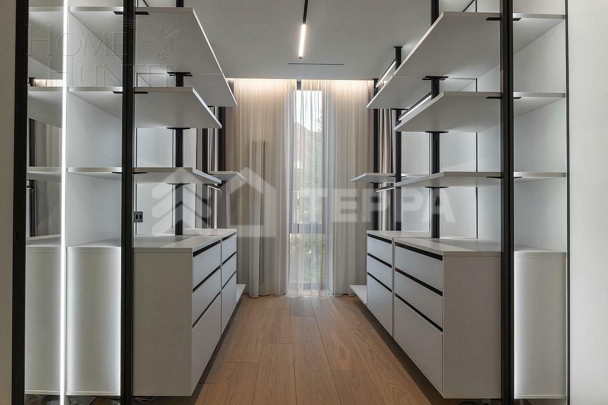 2-этажный коттедж 743 м² без отделки