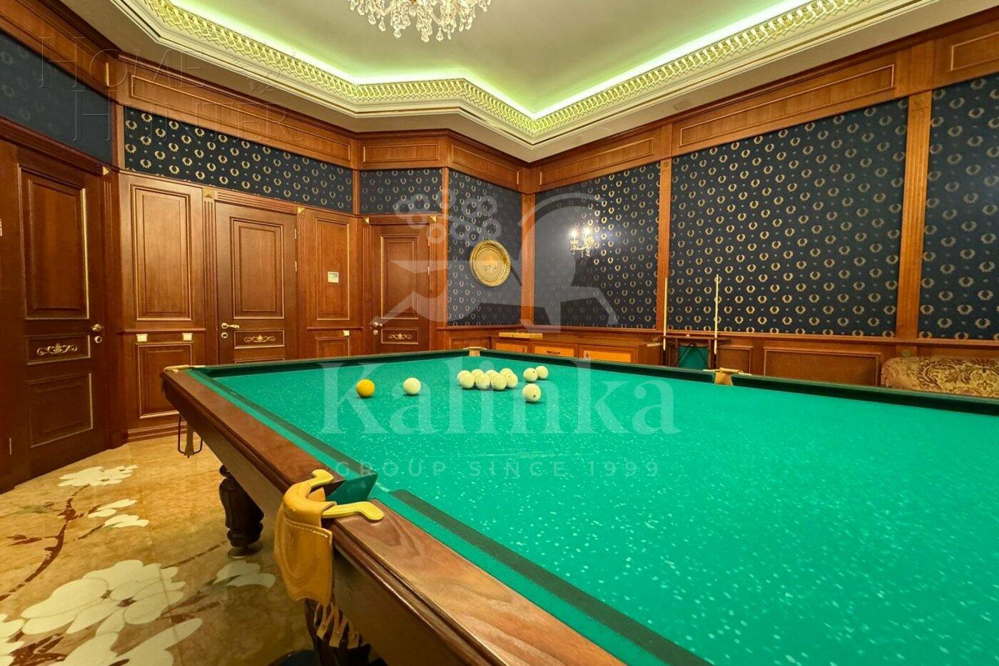 2-этажный коттедж 1 000 м² с отделкой