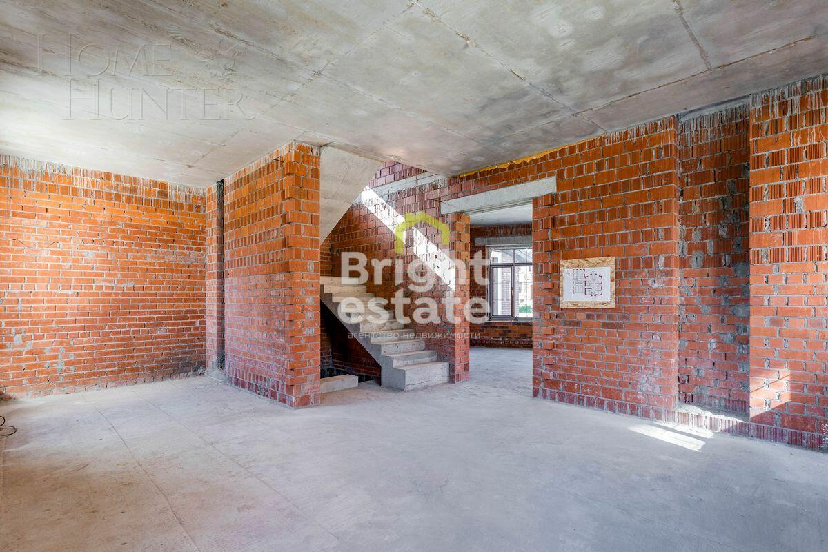 2-этажный коттедж 350 м² без отделки