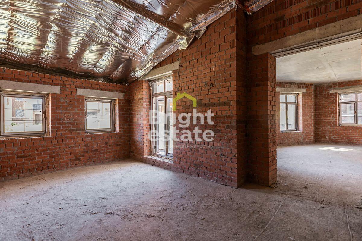 2-этажный коттедж 350 м² без отделки