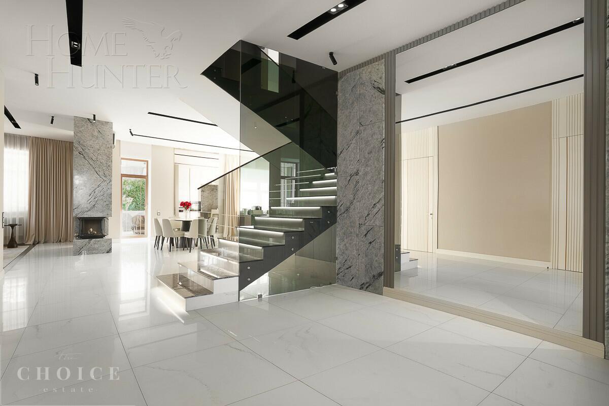 2-этажный коттедж 430 м² с отделкой