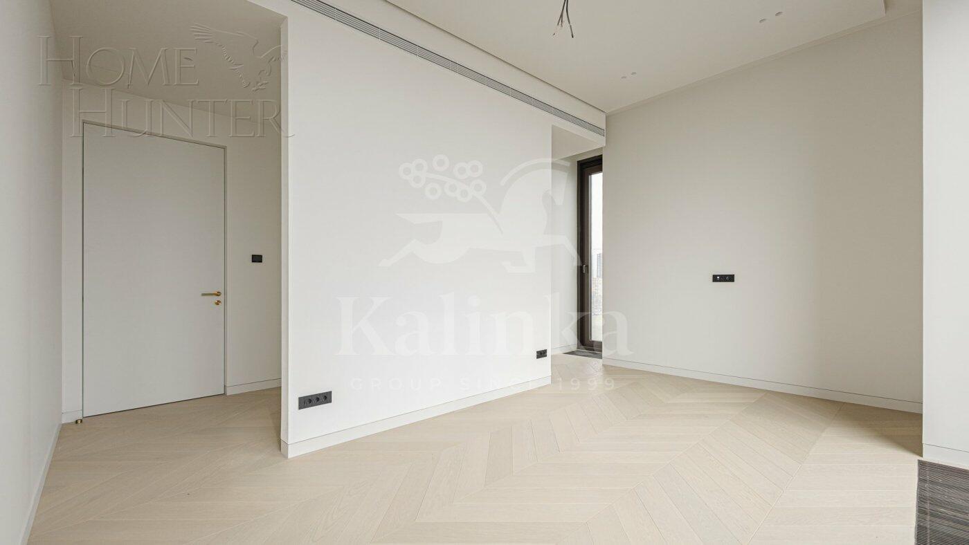 6-КОМН. ПЕНТХАУС С ОТДЕЛКОЙ 265.78 М² НА 13 ЭТАЖЕ