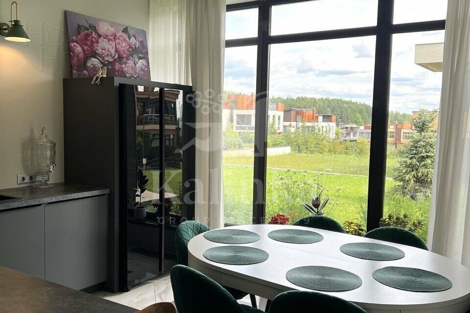 3-этажный коттедж 302 м² с отделкой