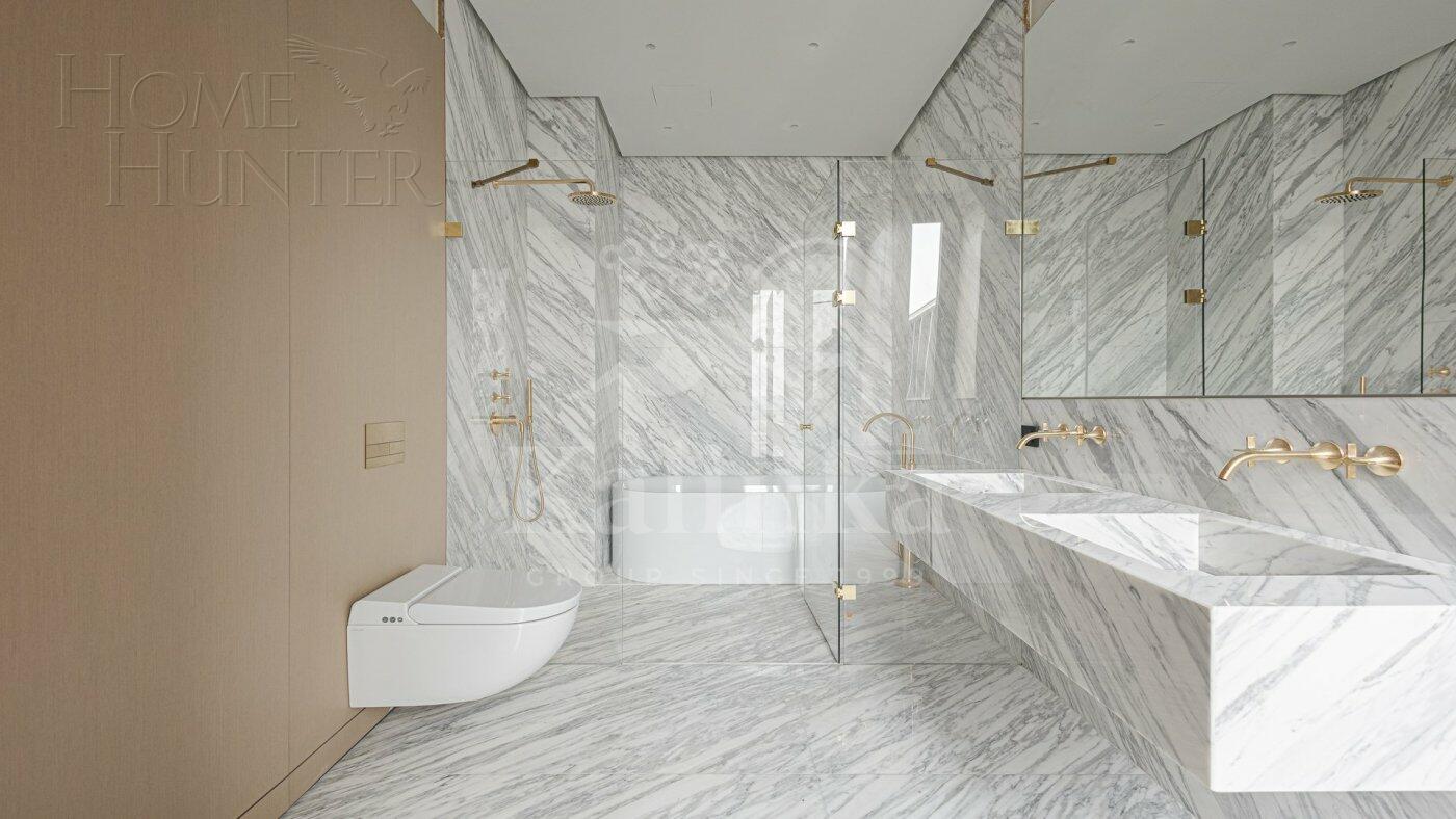 6-КОМН. ПЕНТХАУС С ОТДЕЛКОЙ 265.78 М² НА 13 ЭТАЖЕ