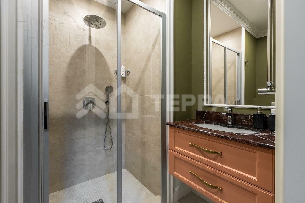 2-этажный коттедж 600 м² с отделкой