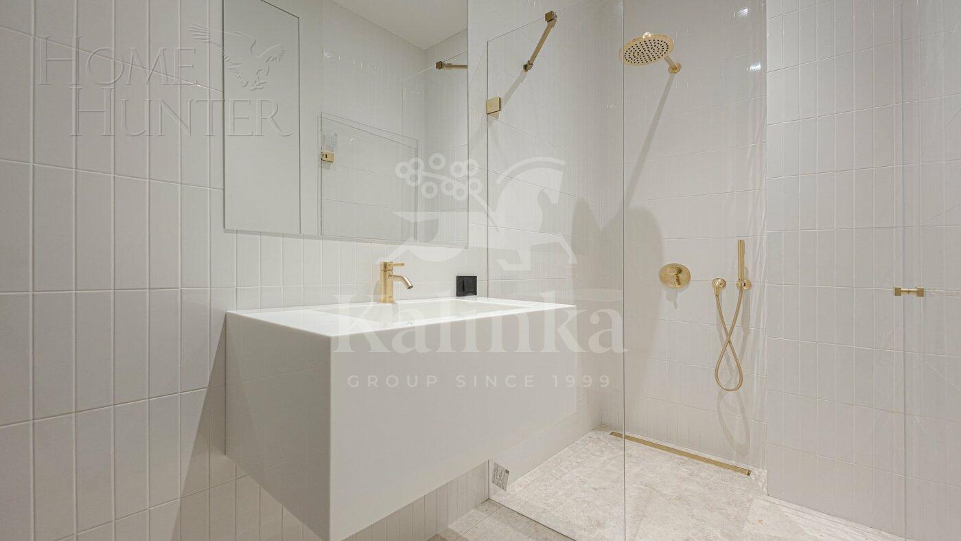 6-КОМН. ПЕНТХАУС С ОТДЕЛКОЙ 265.78 М² НА 13 ЭТАЖЕ