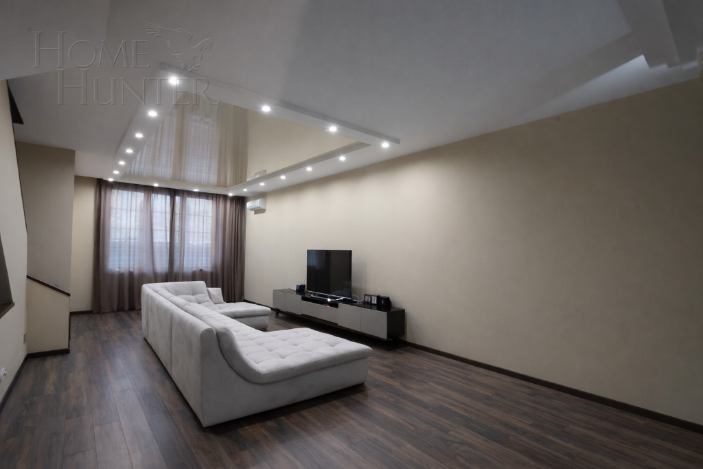 2-этажный таунхаус 216 м² с отделкой