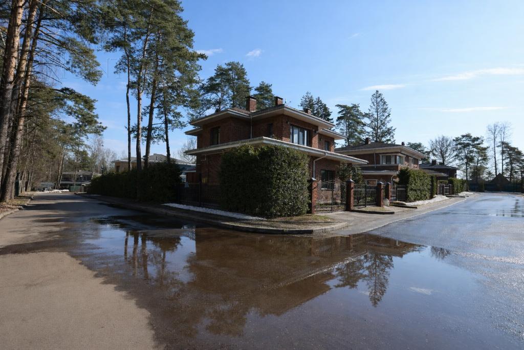 2-этажный таунхаус 216 м² с отделкой