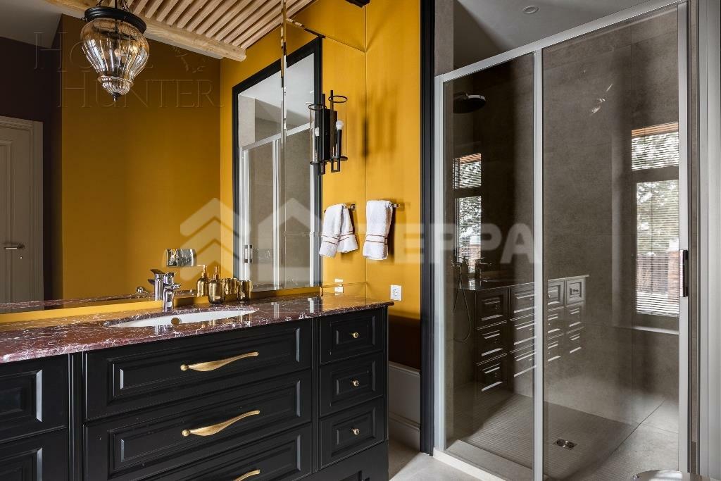 2-этажный коттедж 600 м² с отделкой