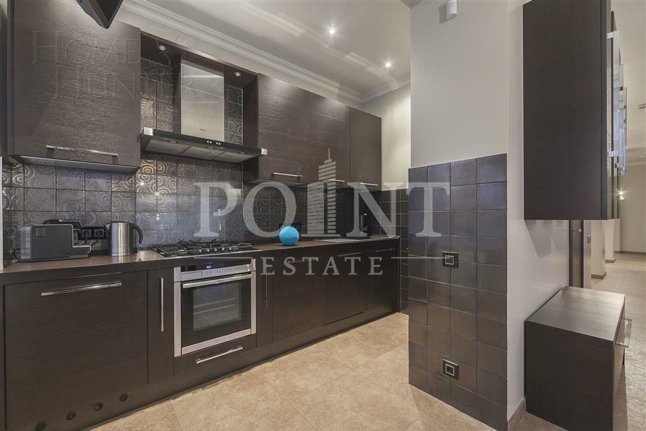 2-этажный коттедж 526.6 м² с отделкой