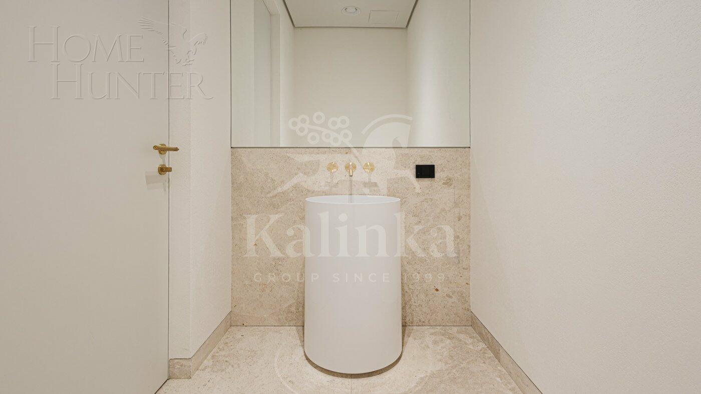 6-КОМН. ПЕНТХАУС С ОТДЕЛКОЙ 265.78 М² НА 13 ЭТАЖЕ