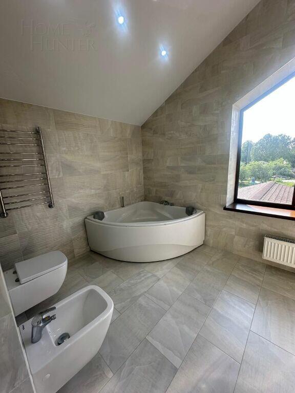 2-этажный коттедж 400 м² с отделкой