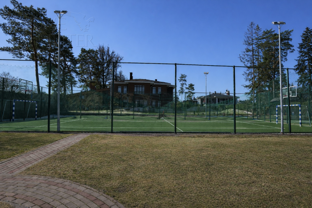 2-этажный таунхаус 216 м² с отделкой