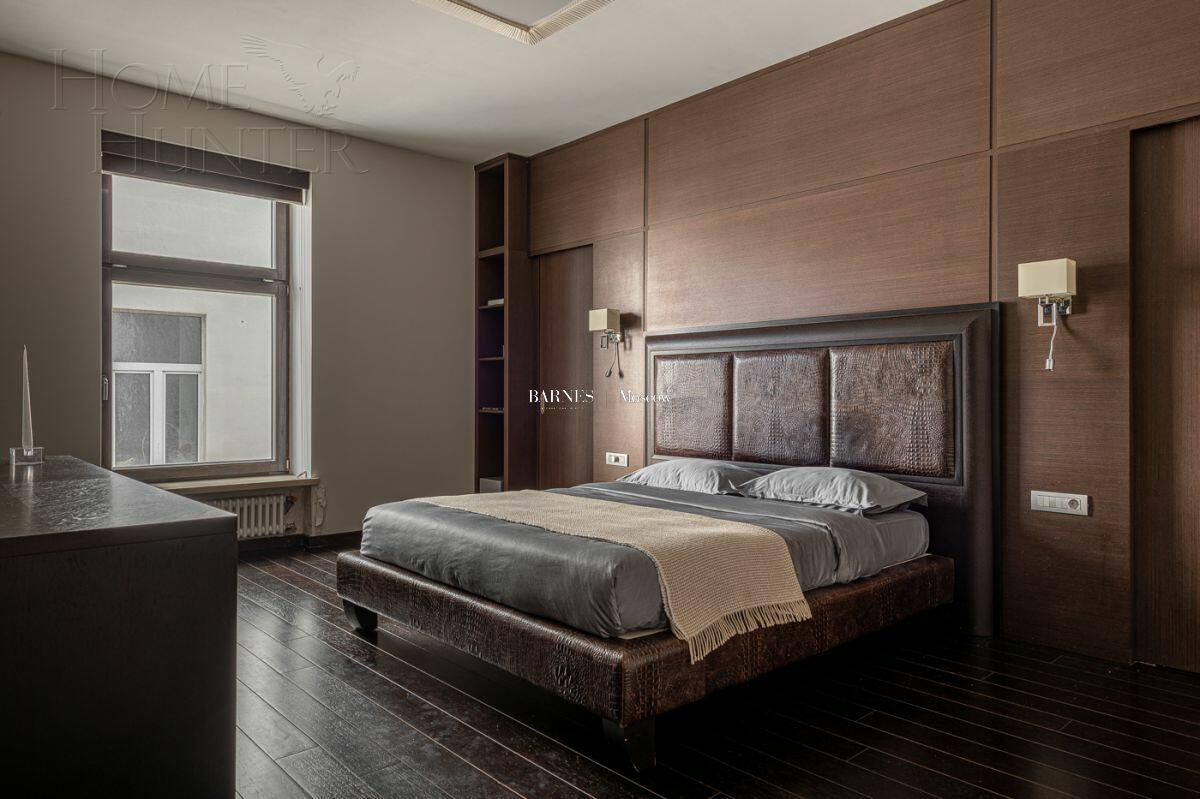 4-КОМН. КВАРТИРА С ОТДЕЛКОЙ 210.6 М² НА 2 ЭТАЖЕ