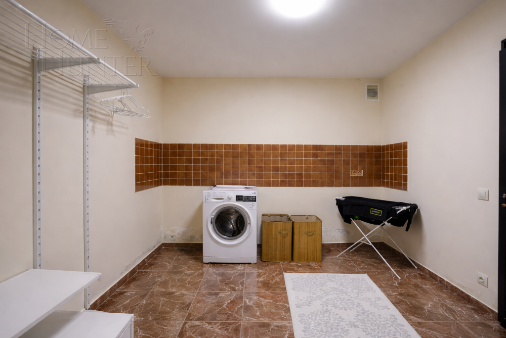 2-этажный таунхаус 216 м² с отделкой