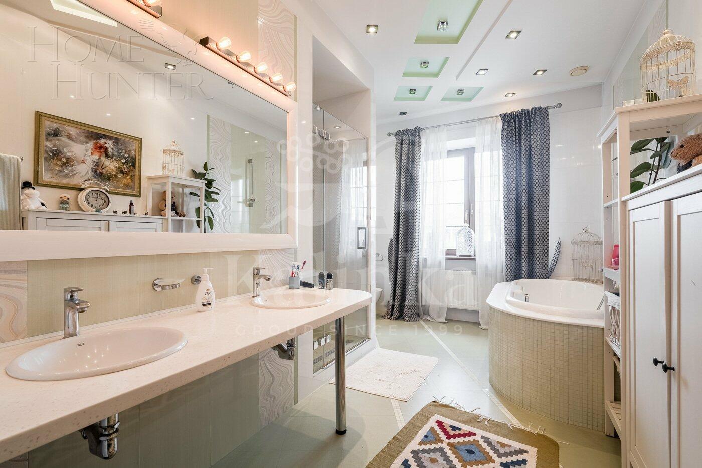 2-этажный коттедж 500 м² с отделкой