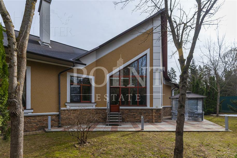 1-этажный коттедж 450 м² с отделкой