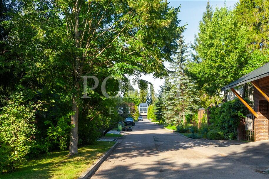 2-этажный коттедж 600 м² с отделкой