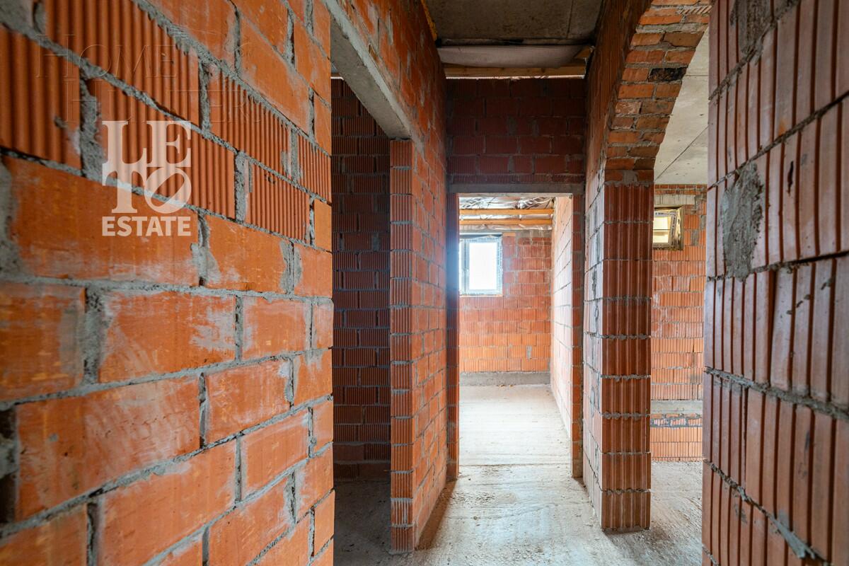 2-этажный коттедж 580 м² без отделки