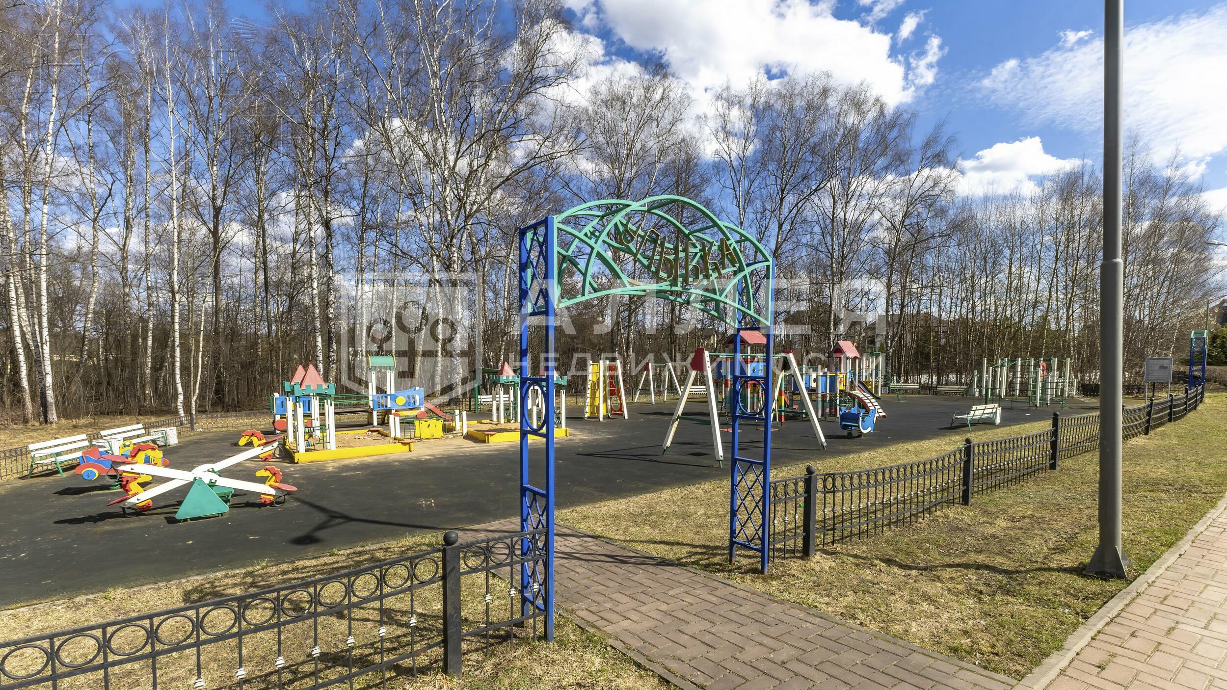 2-этажный коттедж 588 м² с отделкой