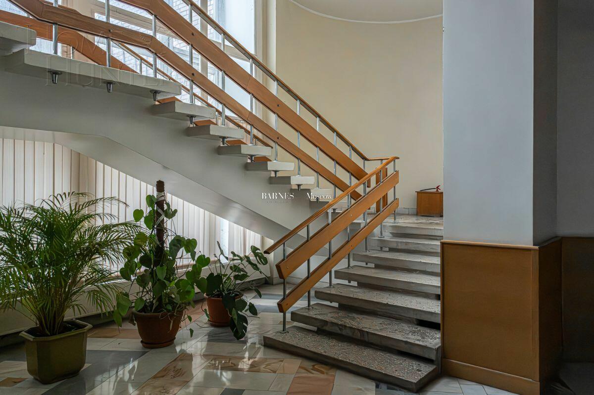 4-КОМН. КВАРТИРА С ОТДЕЛКОЙ 192.6 М² НА 5 ЭТАЖЕ